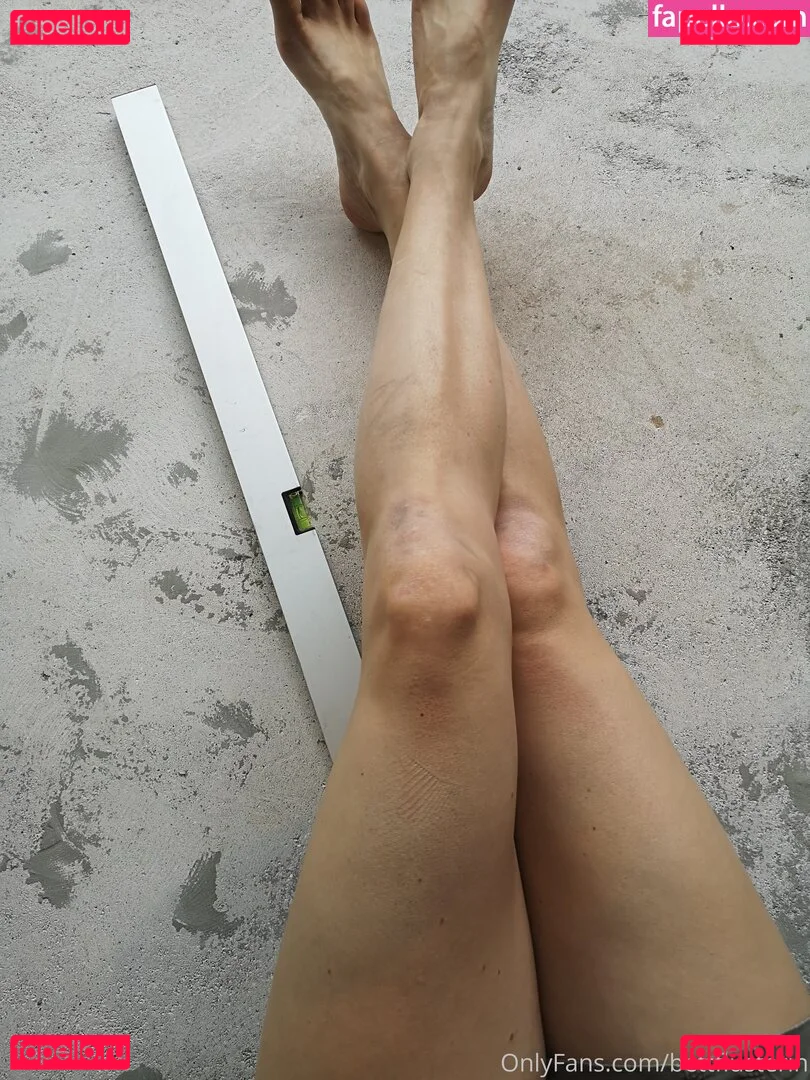 Bettflüsterin Onlyfans Photo Gallery 