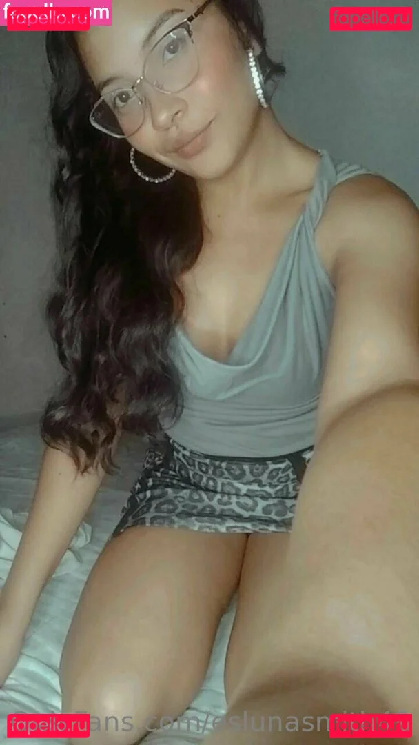 eslunasmith49 Onlyfans Photo Gallery 