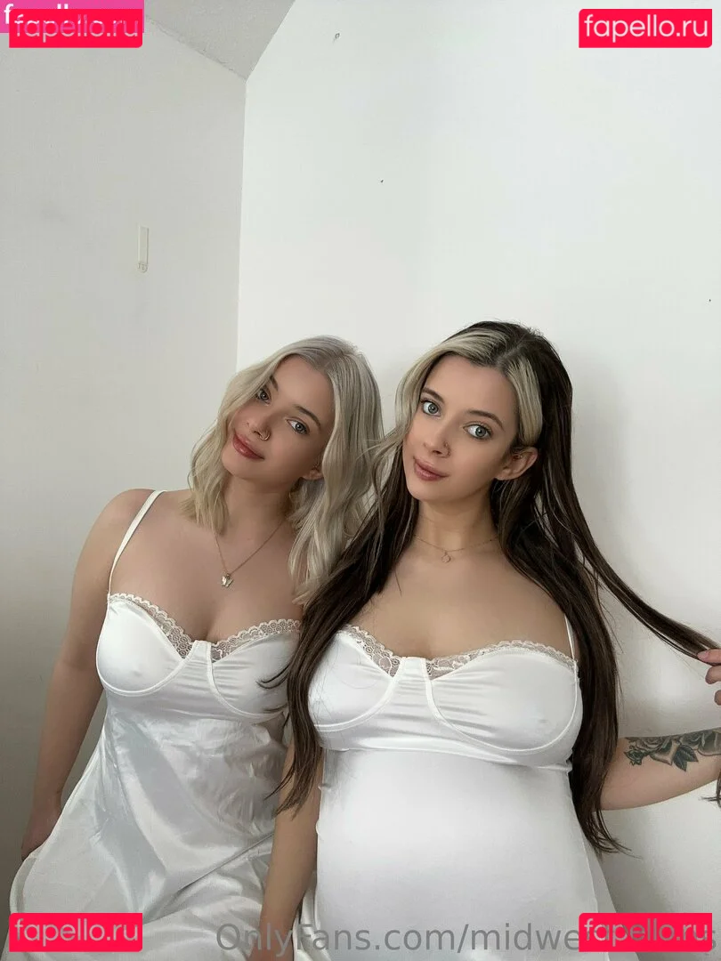 midwest.twins Onlyfans Photo Gallery 