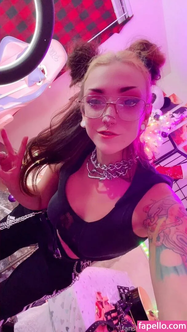 chickfox Onlyfans Photo Gallery 