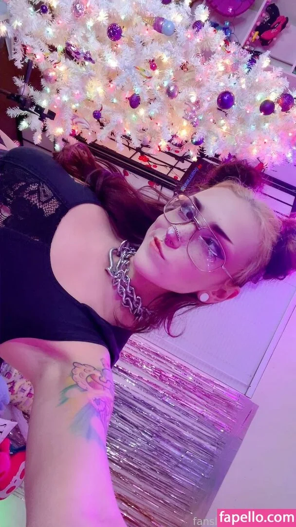 chickfox Onlyfans Photo Gallery 