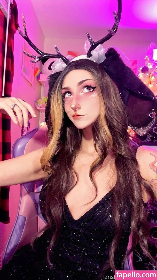 chickfox Onlyfans Photo Gallery 