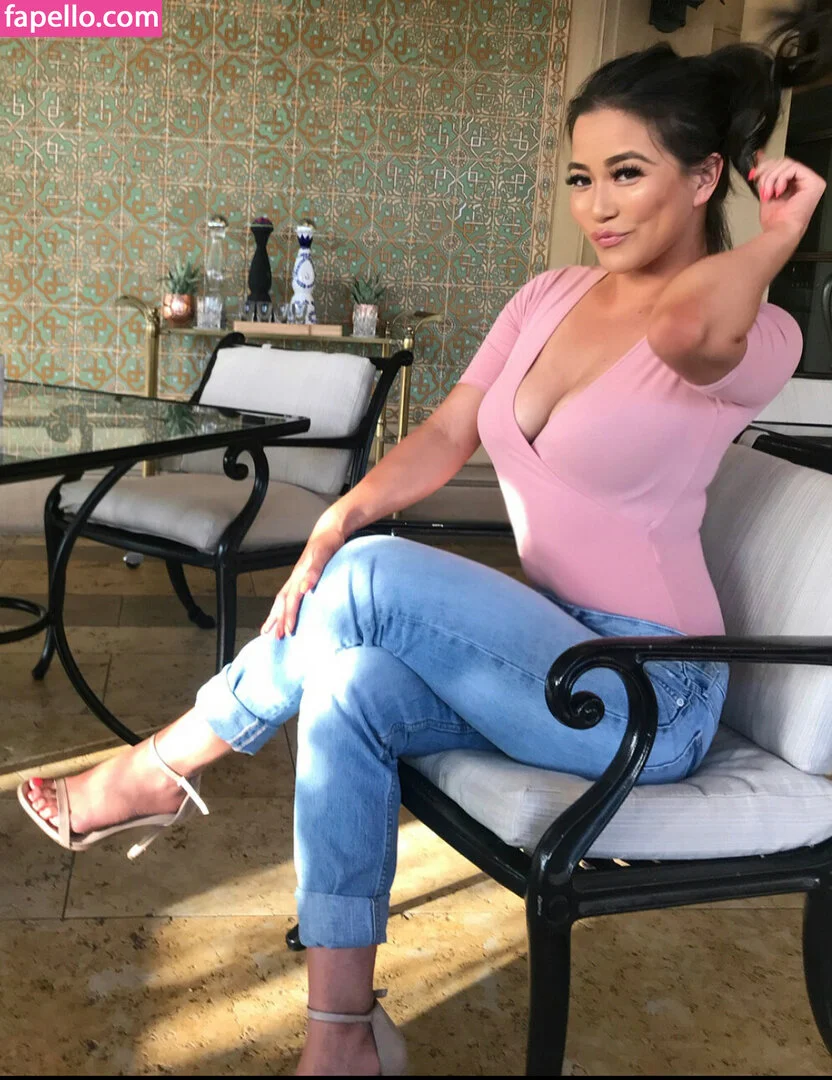 Frances Wang Onlyfans Photo Gallery 