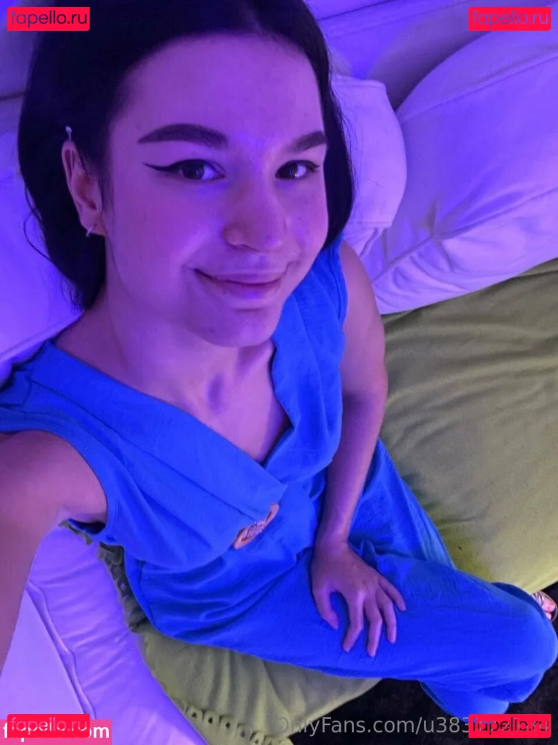 virginallison Onlyfans Photo Gallery 