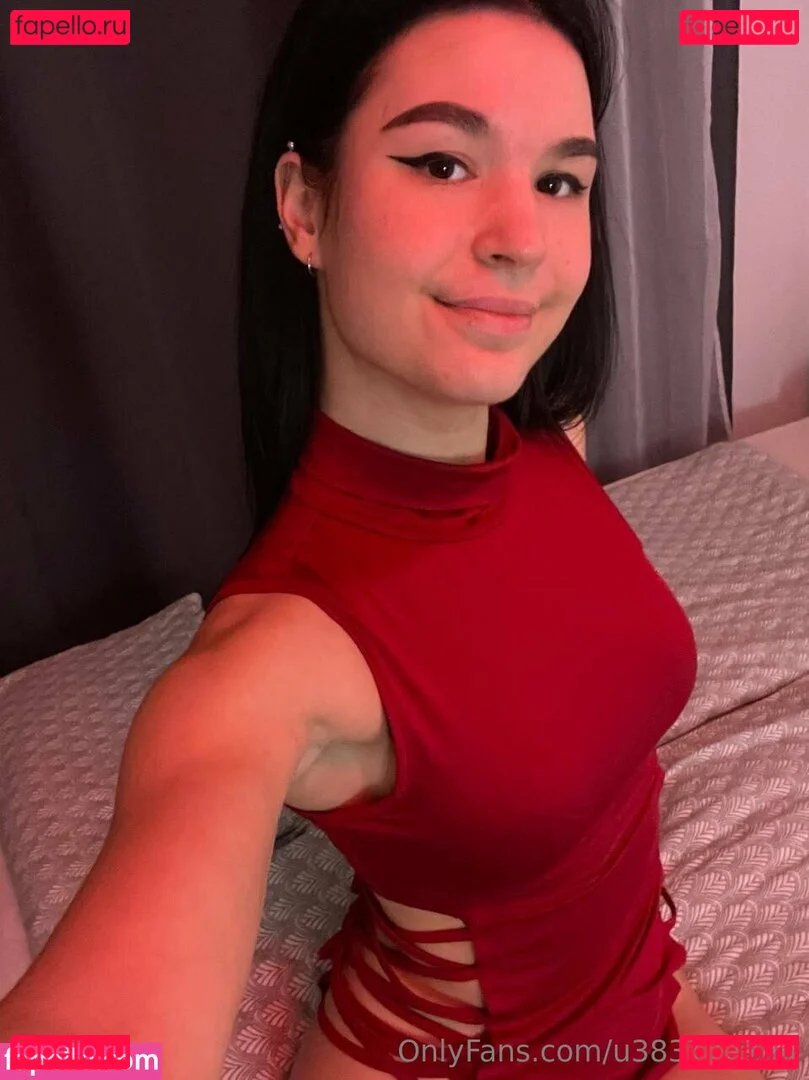 virginallison Onlyfans Photo Gallery 