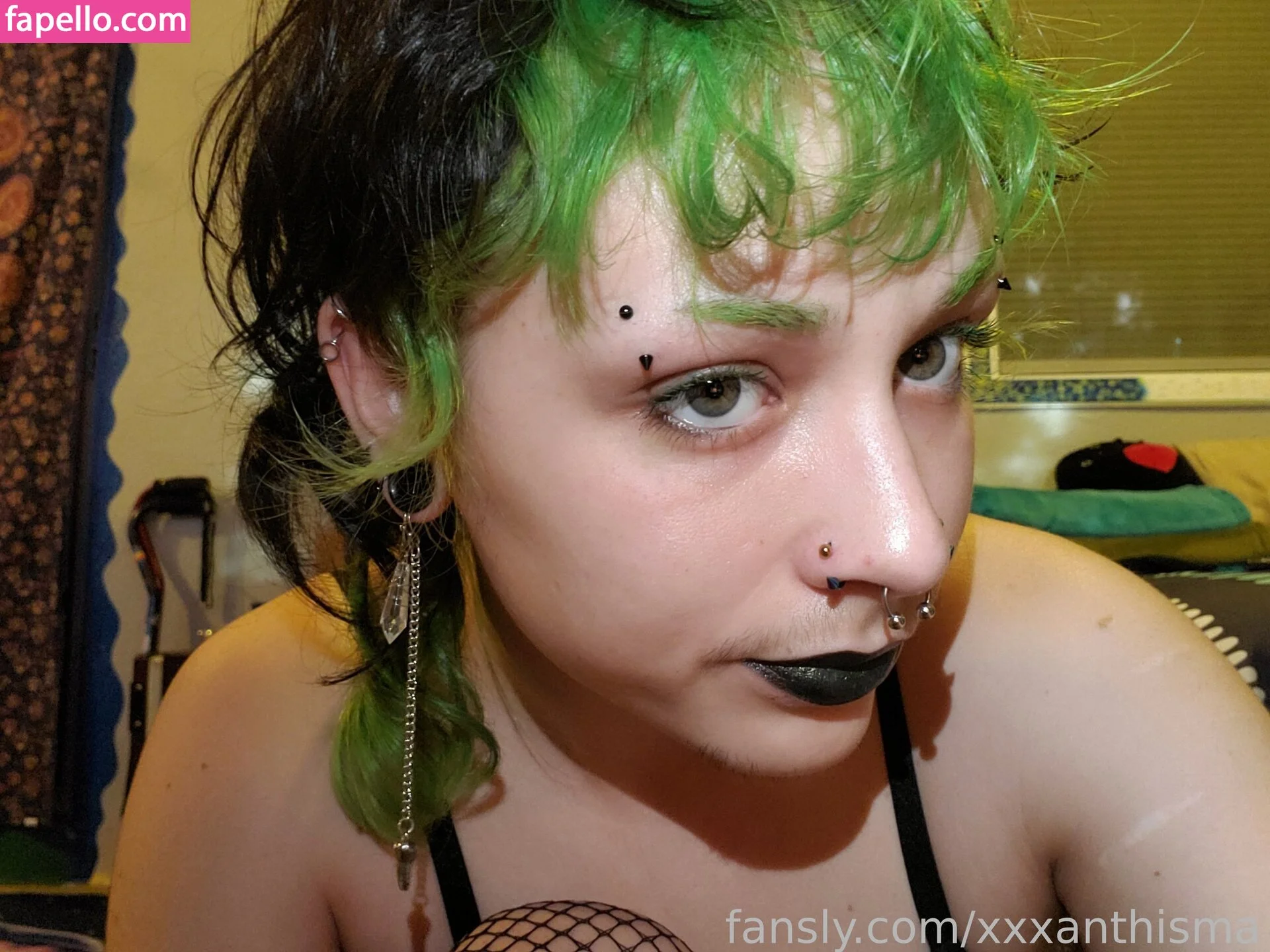 xxxanthisma Onlyfans Photo Gallery 