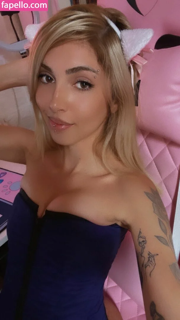 naathys Onlyfans Photo Gallery 