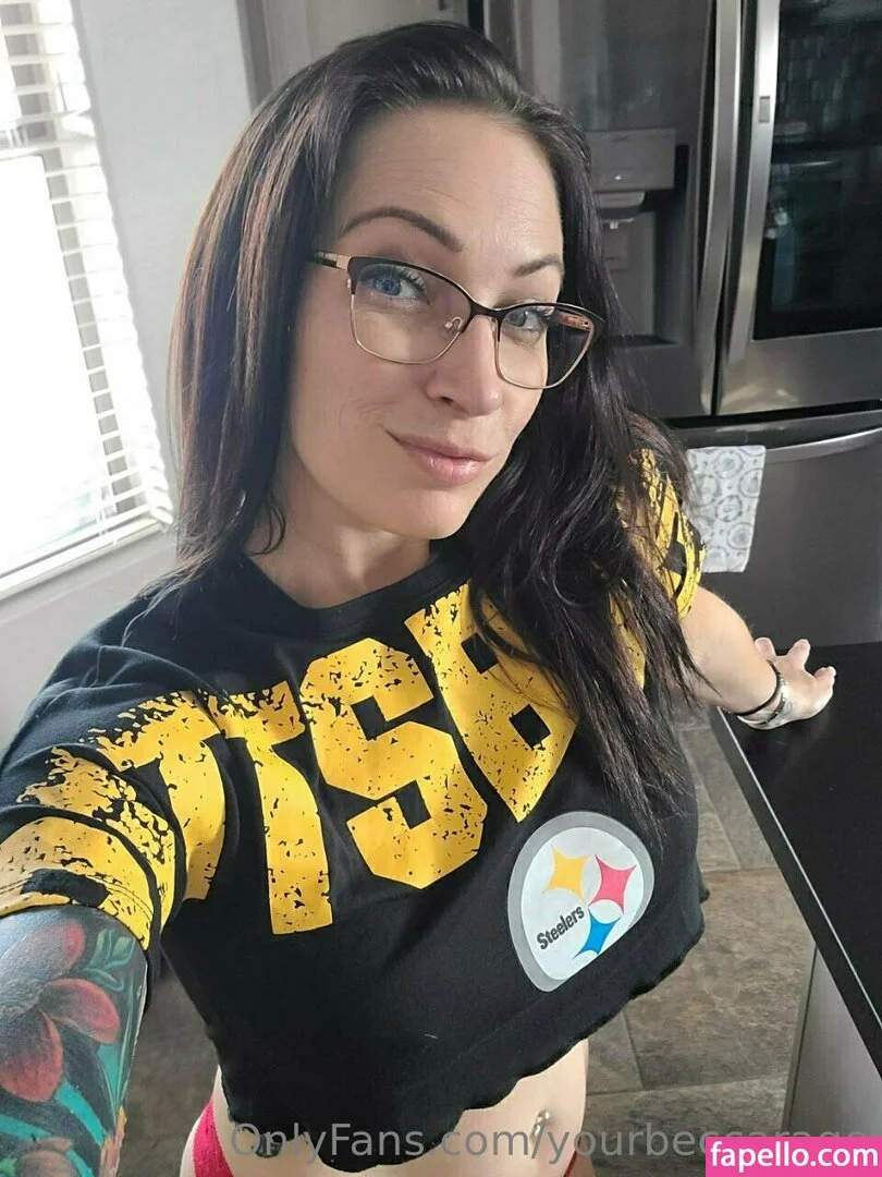 yourbeccarage Onlyfans Photo Gallery 