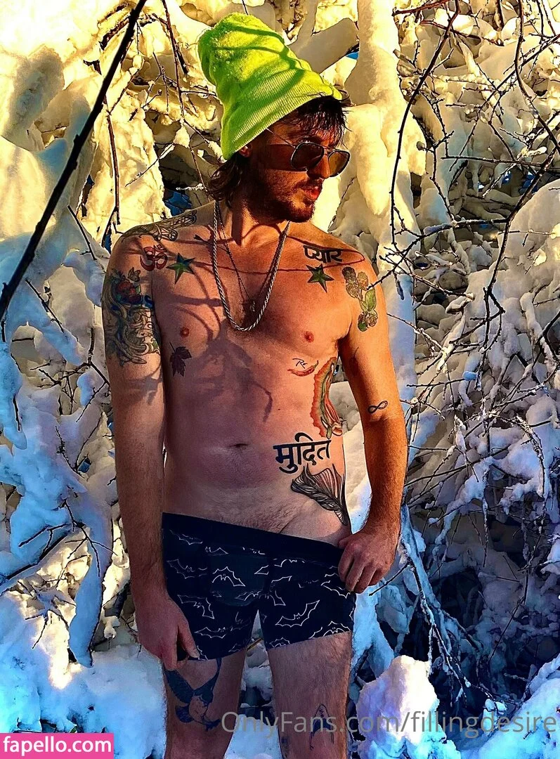 fillingdesire Onlyfans Photo Gallery 