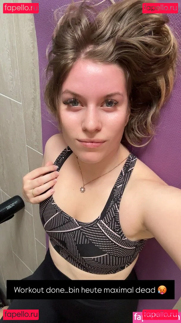 FormulaLena Onlyfans Photo Gallery 