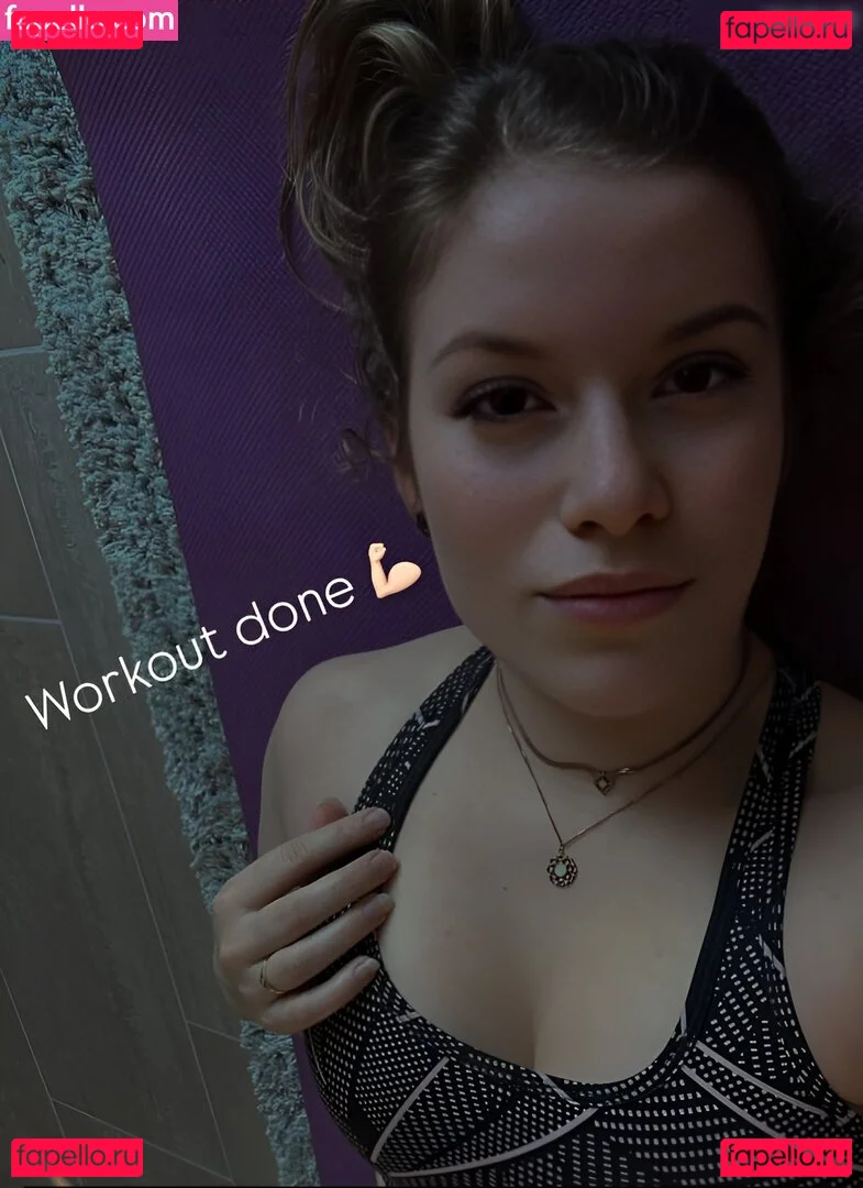 FormulaLena Onlyfans Photo Gallery 