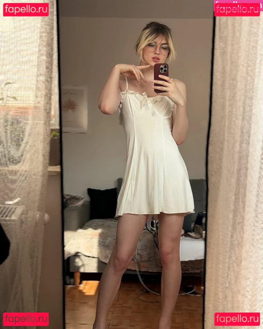 Asha Mok Onlyfans Photo Gallery 