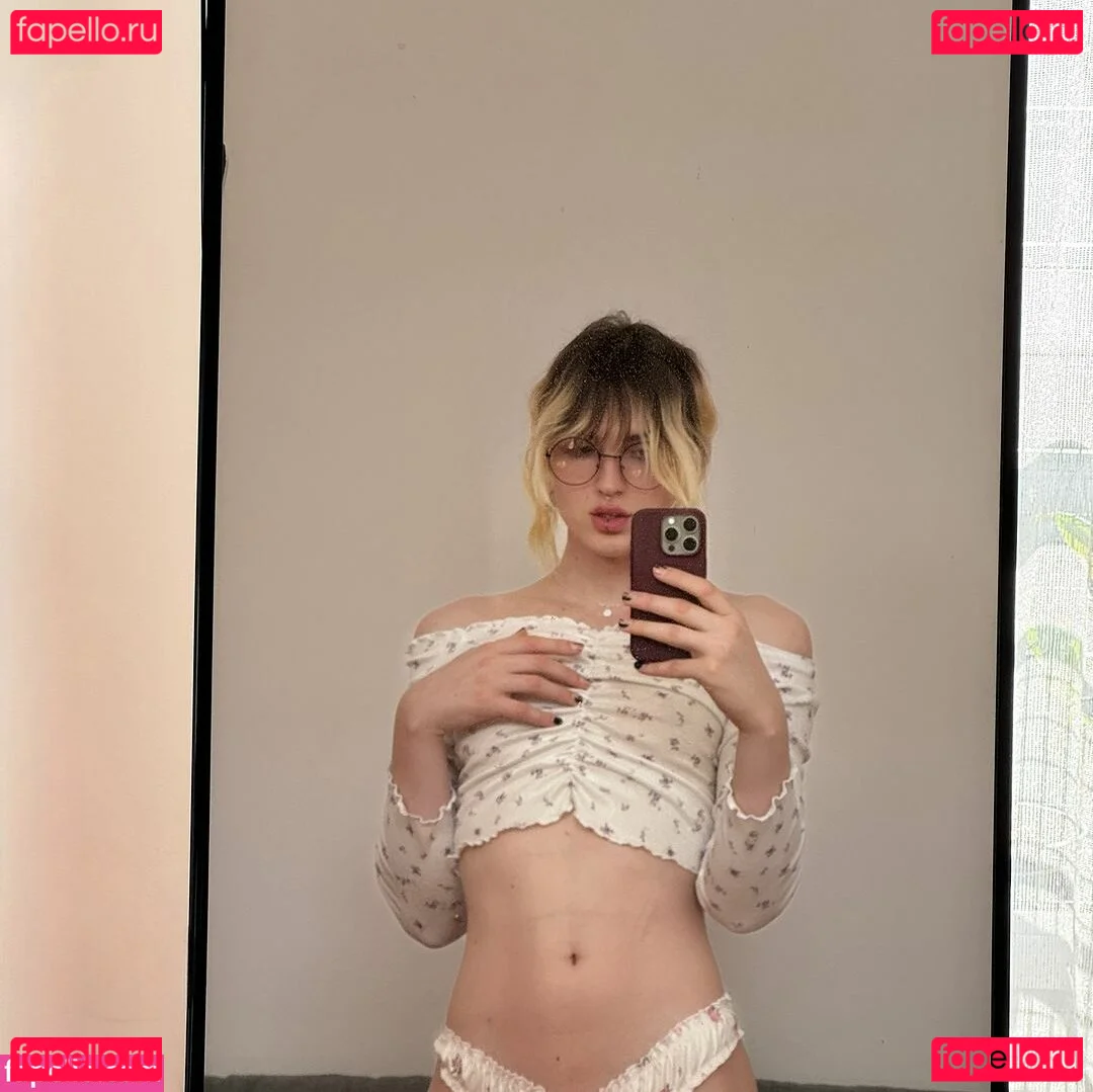 Asha Mok Onlyfans Photo Gallery 