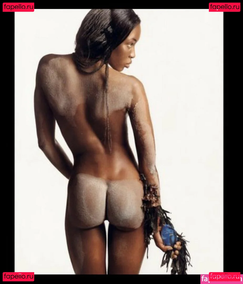 Naomi Campbell Onlyfans Photo Gallery 