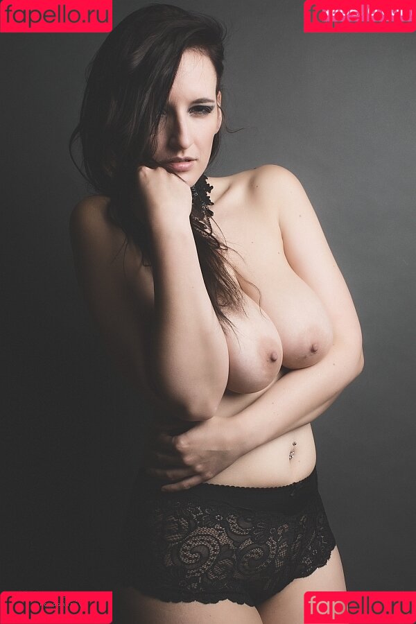 Cleothiaberlinmodel Onlyfans Photo Gallery 