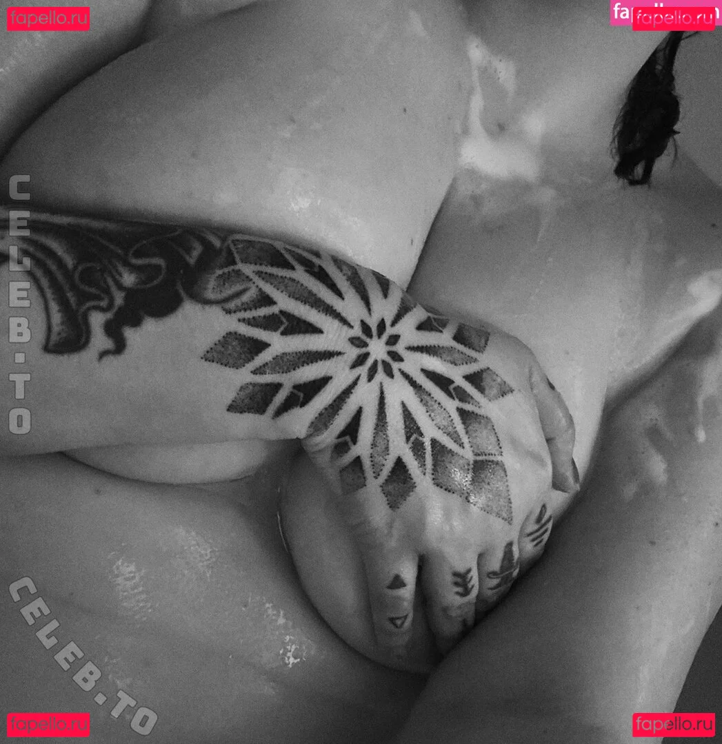 Frau Kopf Onlyfans Photo Gallery 