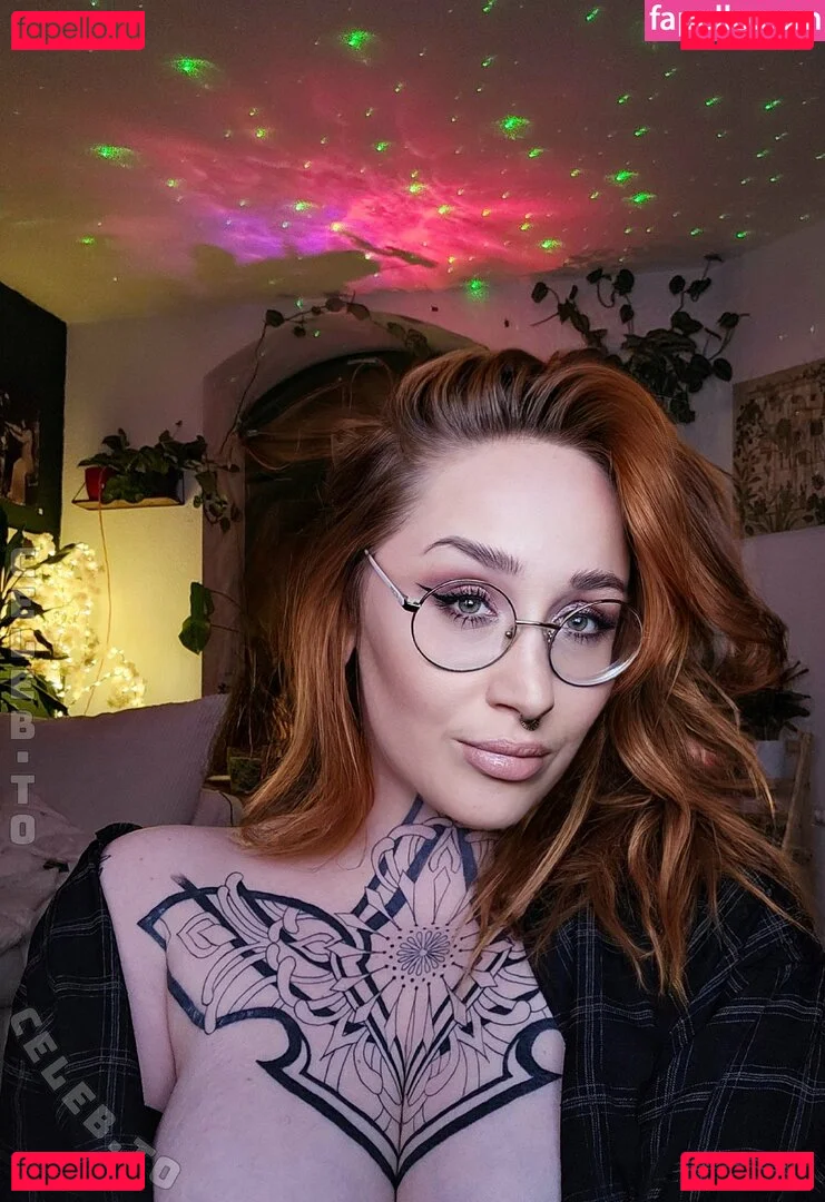 Frau Kopf Onlyfans Photo Gallery 