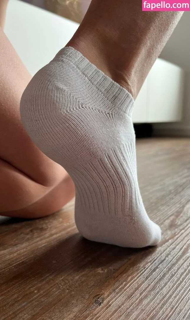 LisaSize39 Onlyfans Photo Gallery 