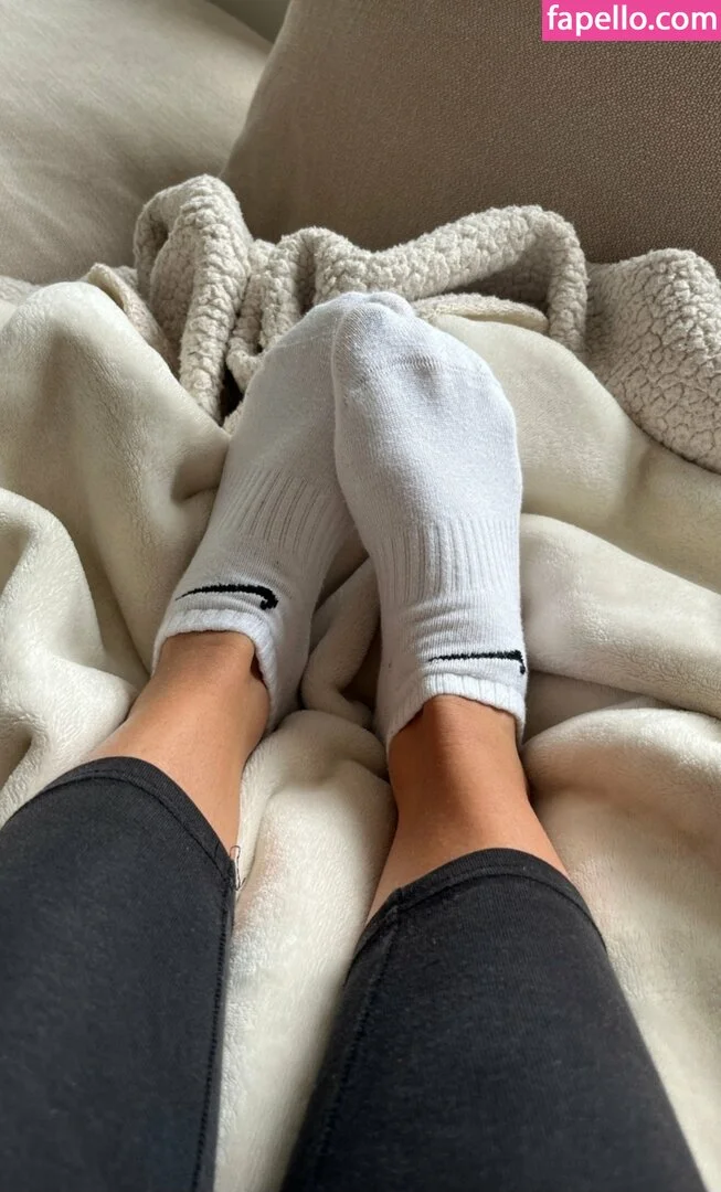 LisaSize39 Onlyfans Photo Gallery 