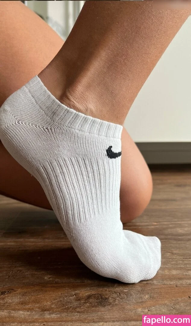 LisaSize39 Onlyfans Photo Gallery 