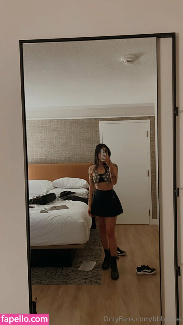 banhmibailee Onlyfans Photo Gallery 