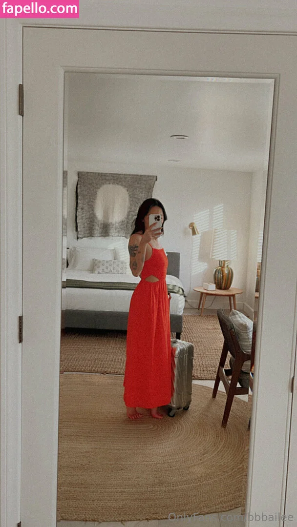 banhmibailee Onlyfans Photo Gallery 