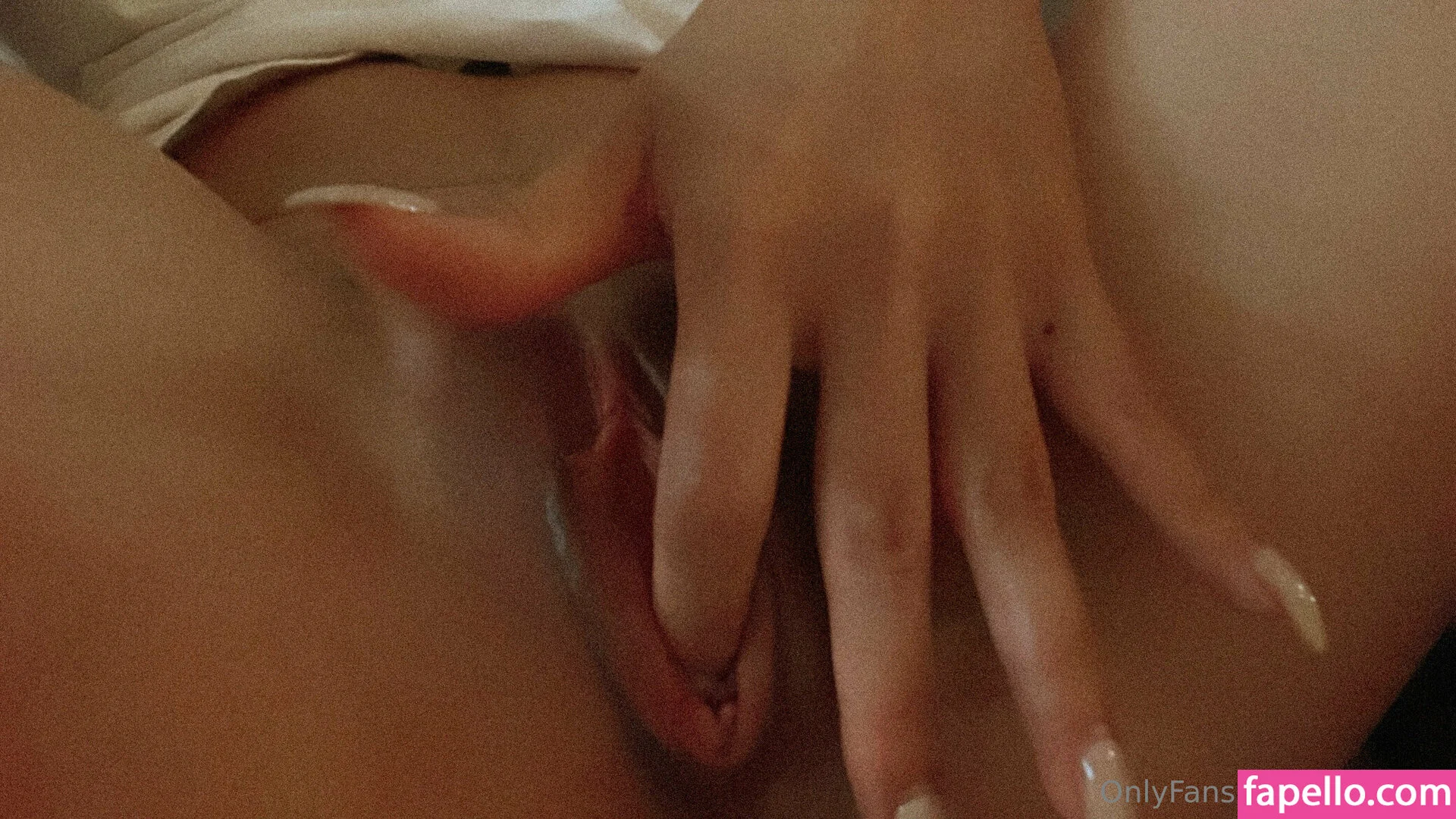 banhmibailee Onlyfans Photo Gallery 