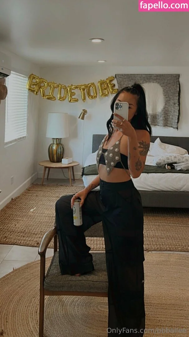 banhmibailee Onlyfans Photo Gallery 