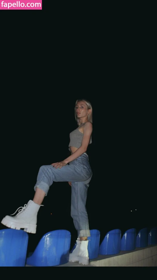 littleponnypink Onlyfans Photo Gallery 