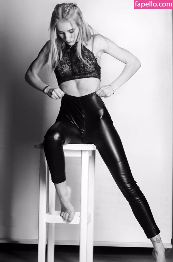 littleponnypink Onlyfans Photo Gallery 