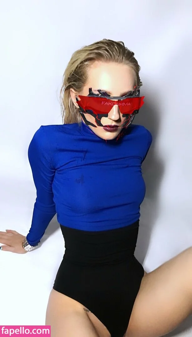 littleponnypink Onlyfans Photo Gallery 