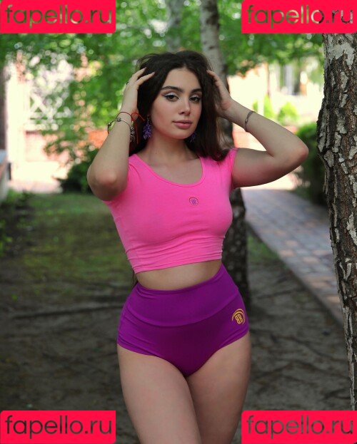 LisiFlex Onlyfans Photo Gallery 