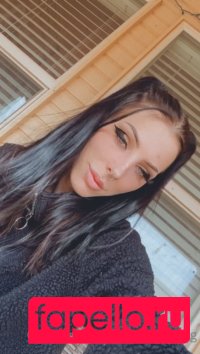 Strawberrysquirtcake Onlyfans Photo Gallery 