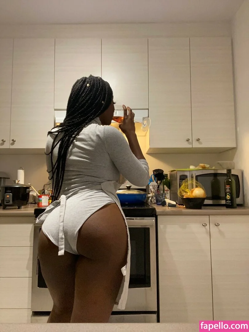 Kenicherie Onlyfans Photo Gallery 