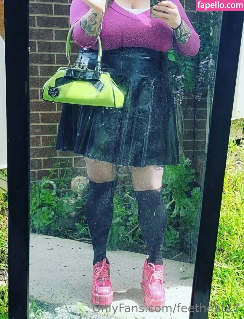 feetheat27 Onlyfans Photo Gallery 