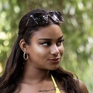 Zenaexclusive Onlyfans Photo Gallery 