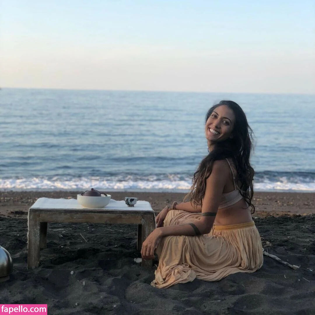 charlenaishani Onlyfans Photo Gallery 