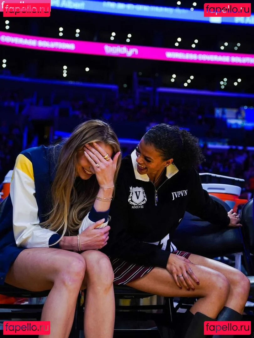 Cameron Brink Onlyfans Photo Gallery 