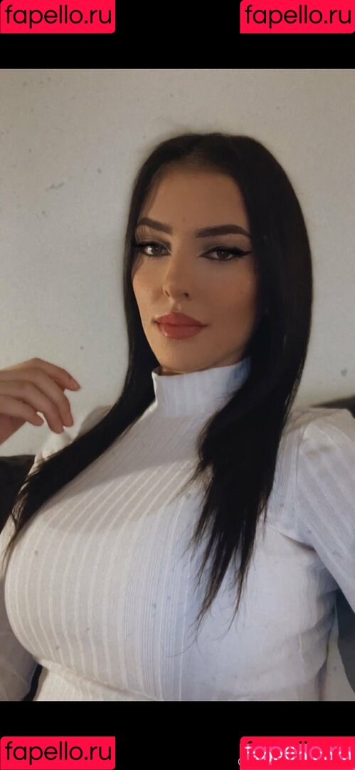 cristall69 Onlyfans Photo Gallery 