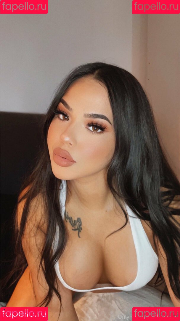 desmariie Onlyfans Photo Gallery 