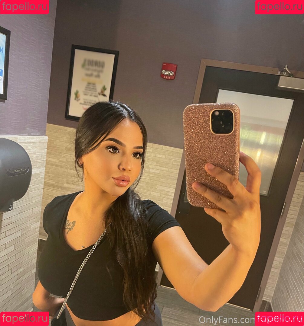 desmariie Onlyfans Photo Gallery 