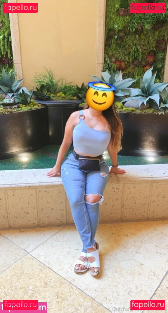 tinyabbie Onlyfans Photo Gallery 