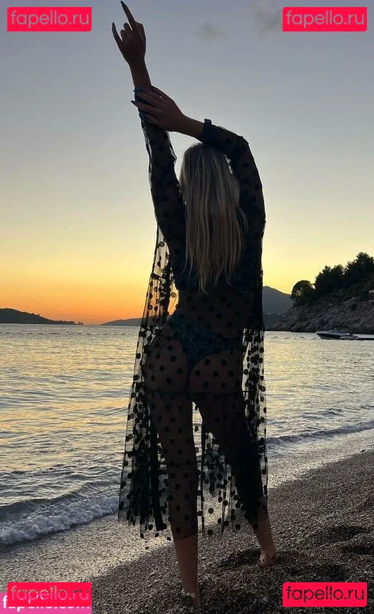 Eve Dapic Onlyfans Photo Gallery 