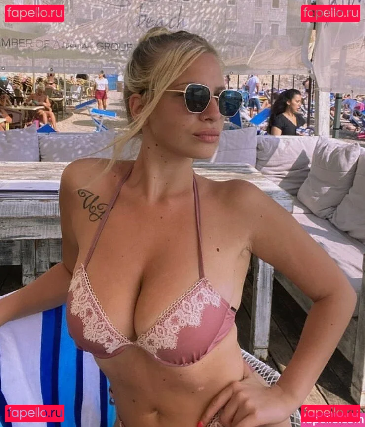 Eve Dapic Onlyfans Photo Gallery 