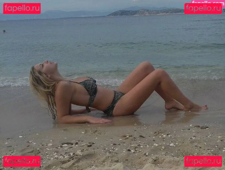 Eve Dapic Onlyfans Photo Gallery 