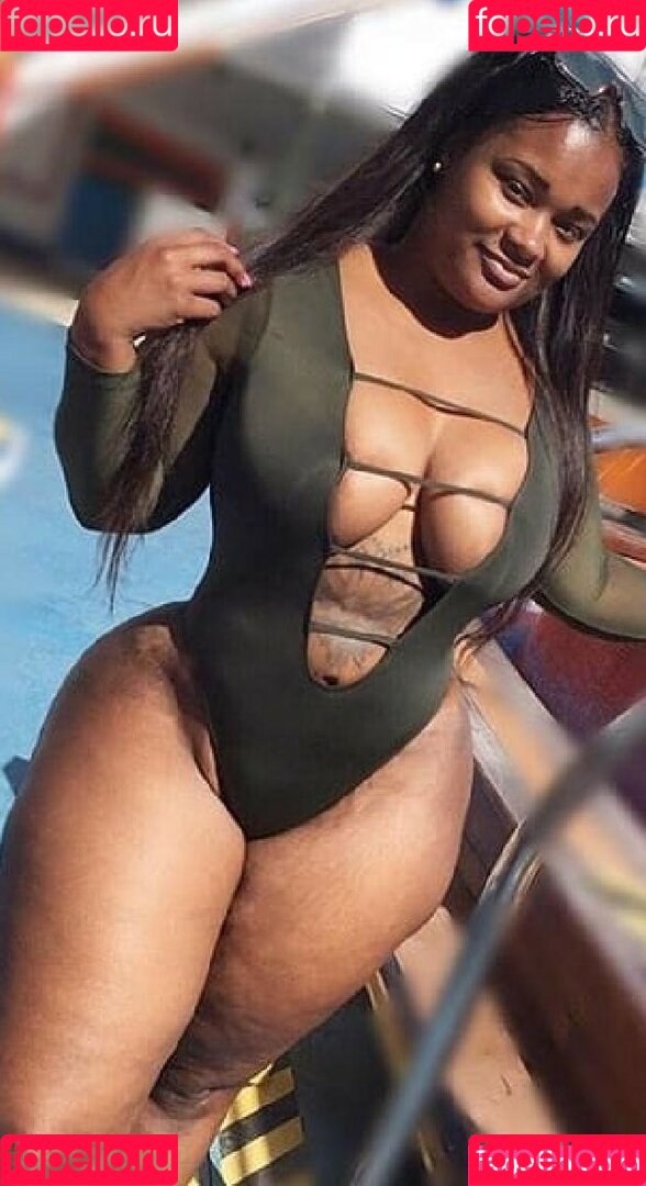 Ashleythebombshell Onlyfans Photo Gallery 