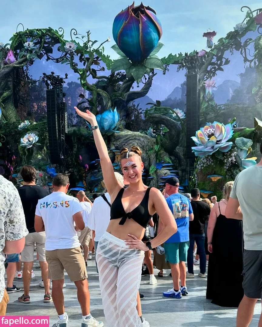 kristinll Onlyfans Photo Gallery 