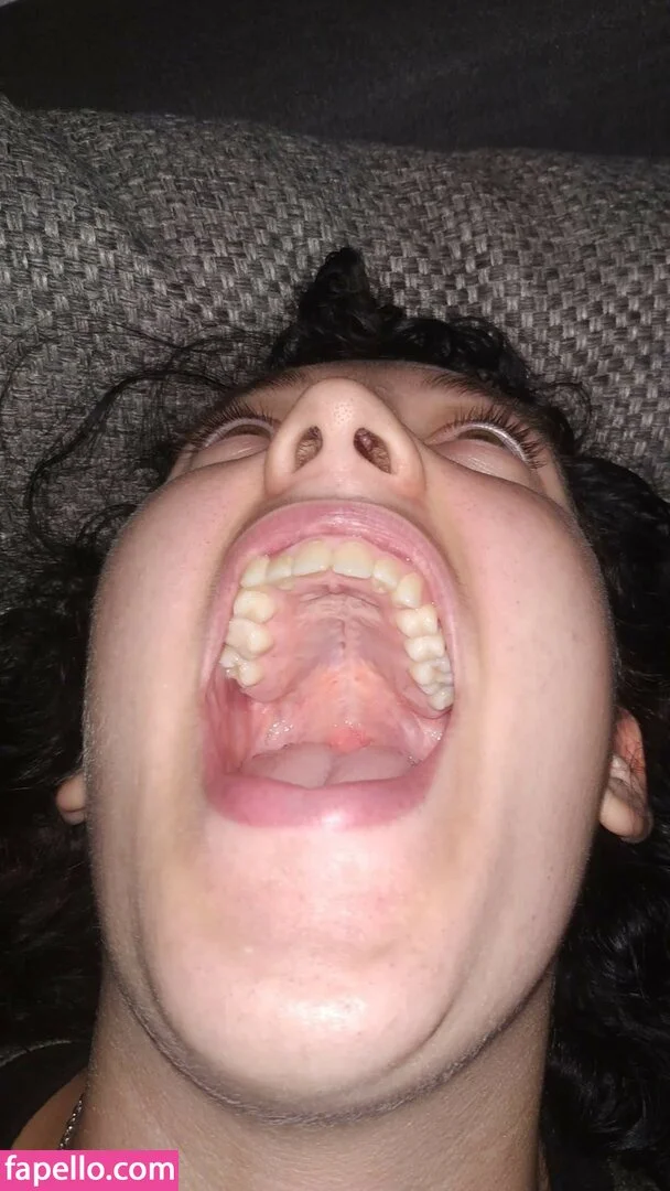 cumslut_val Onlyfans Photo Gallery 