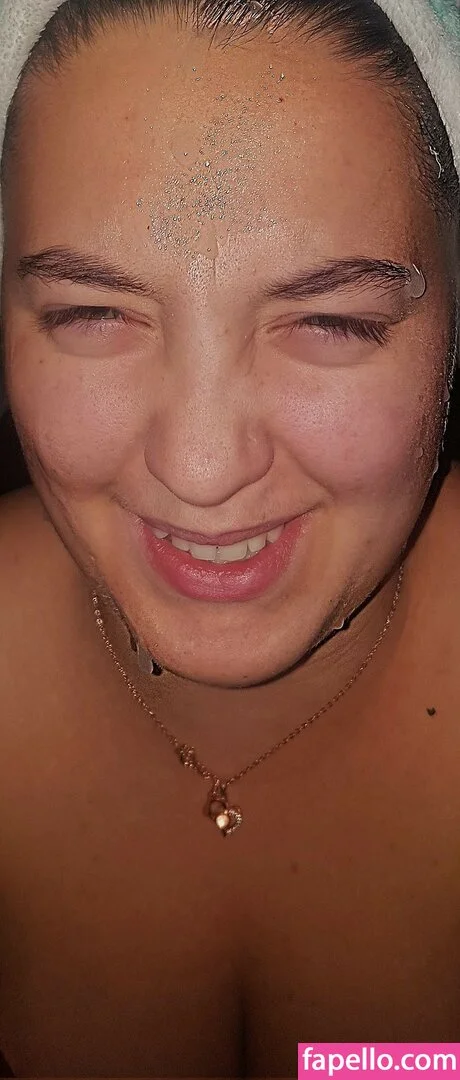 cumslut_val Onlyfans Photo Gallery 