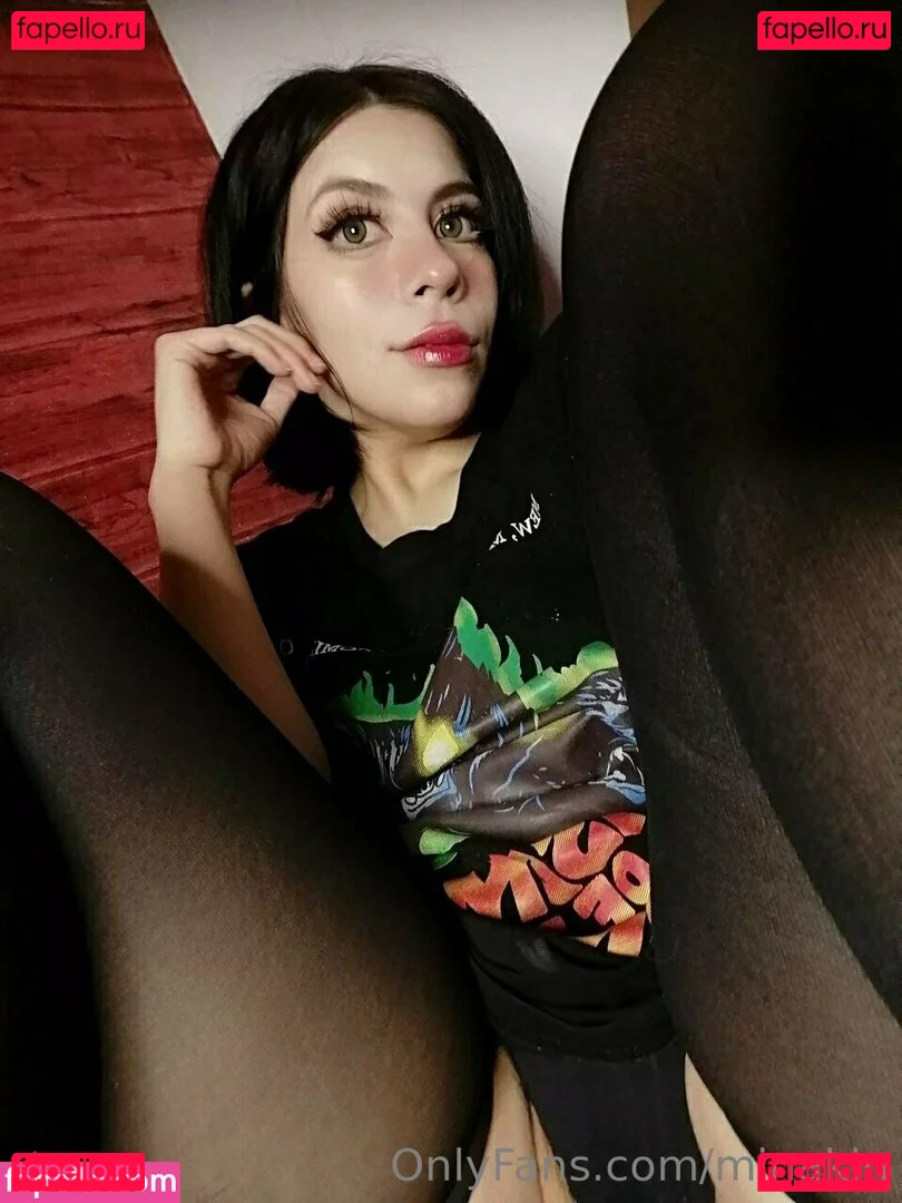 minakin Onlyfans Photo Gallery 